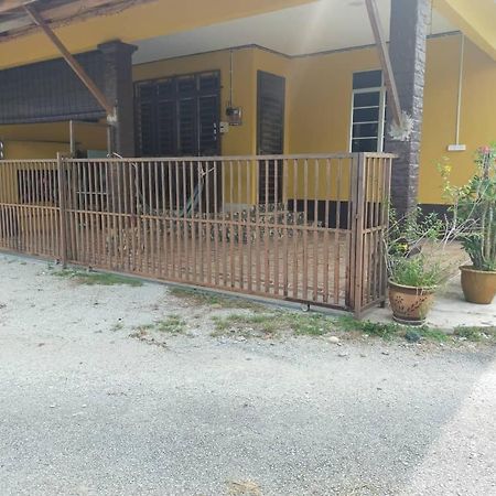 Rumah Tumpangan Di Kuala Terengganu, Terengganu Homestay D Esterno foto