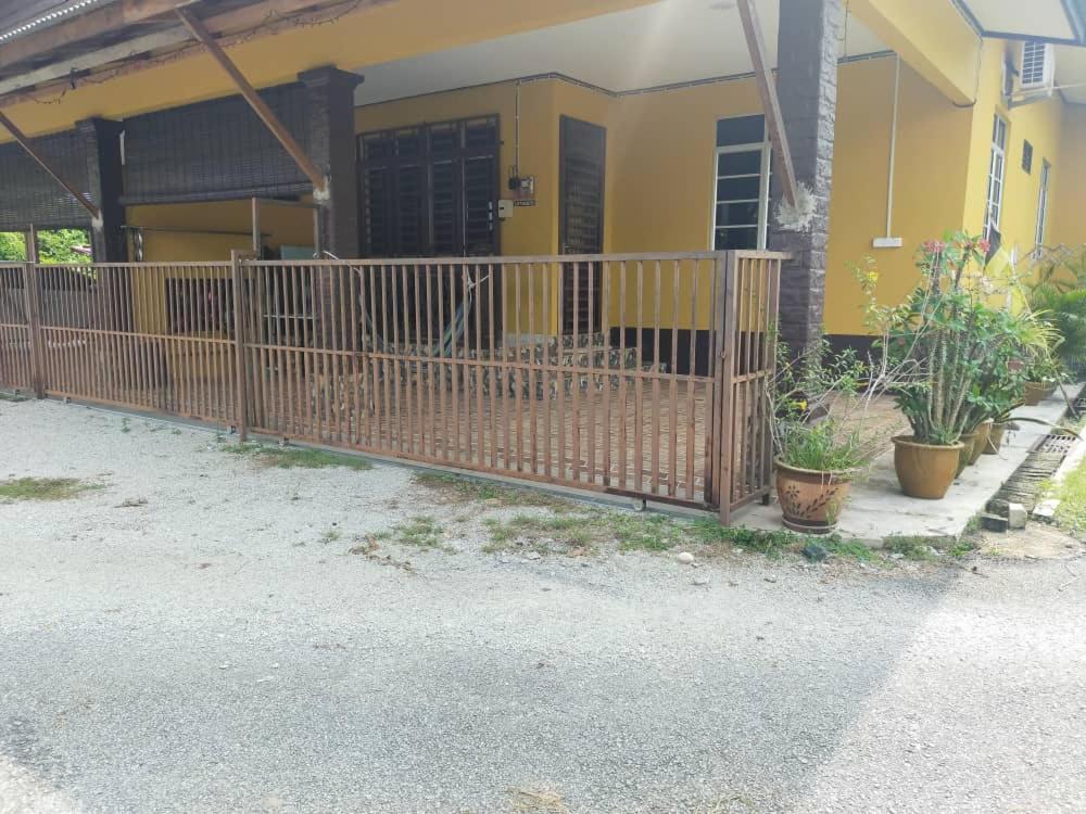 Rumah Tumpangan Di Kuala Terengganu, Terengganu Homestay D Esterno foto